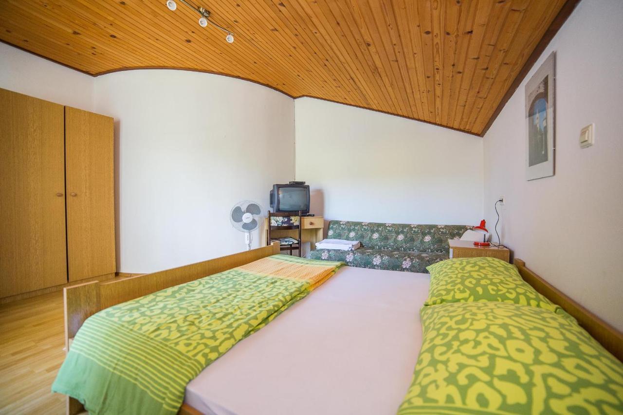 Apartments Pahljina Palit Екстериор снимка
