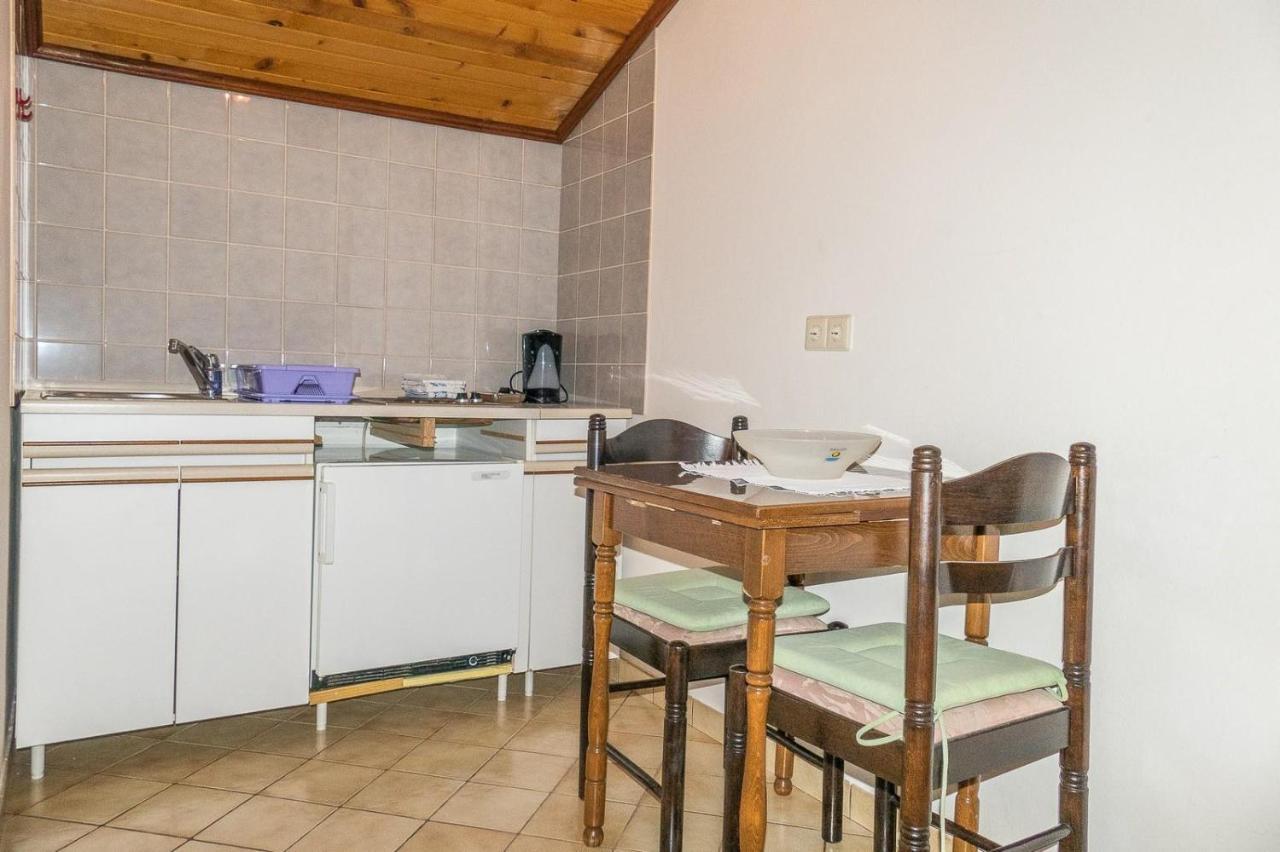Apartments Pahljina Palit Екстериор снимка