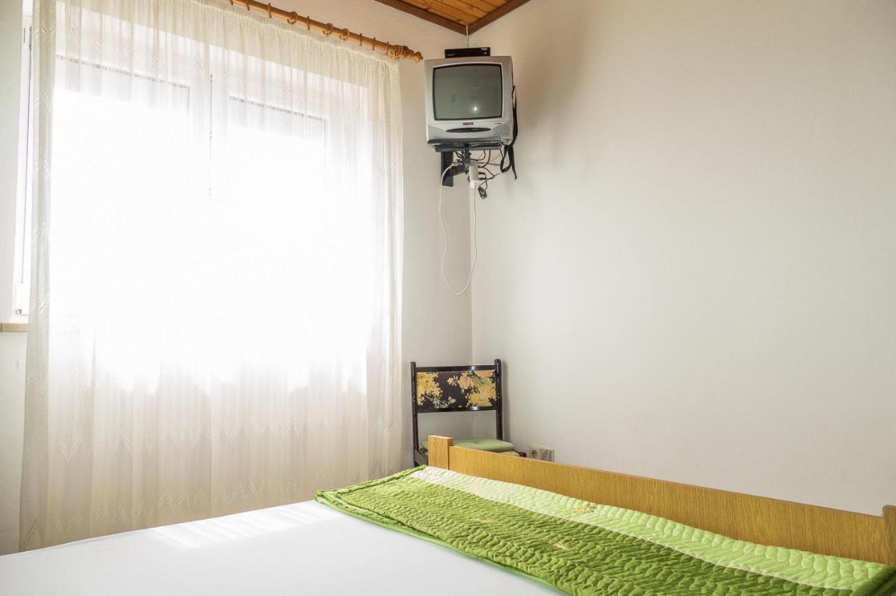 Apartments Pahljina Palit Екстериор снимка